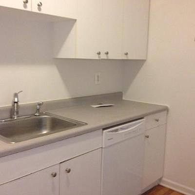 1st image of 1740 W Touhy Ave APT 1n