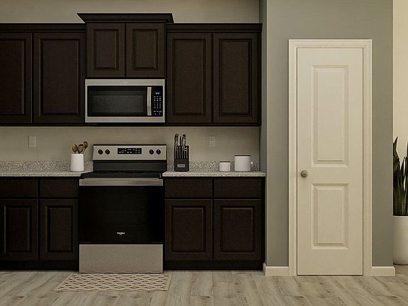 Beautiful kitchen - These images may be representative and include after market items.