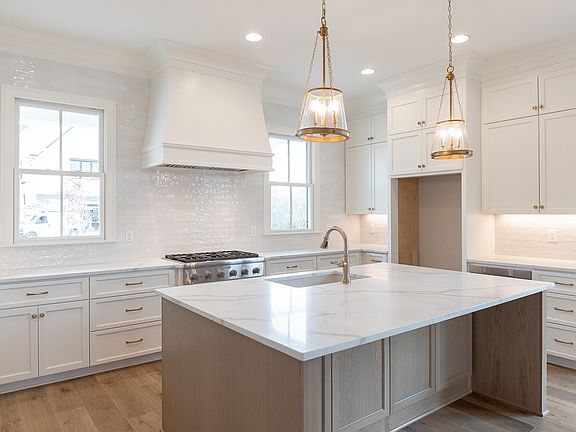 5th image of 3127 Long Branch Cir Lot 197