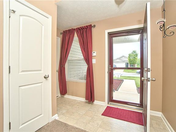 3rd image of 4230 Hovenweep Dr