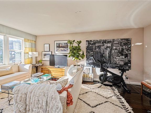 3rd image of 30 E Hartsdale Ave APT 1A