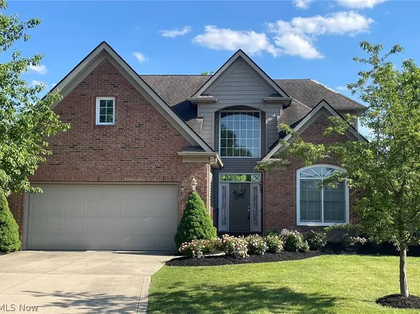 33503 Lyons Gate Run, Avon, OH 44011