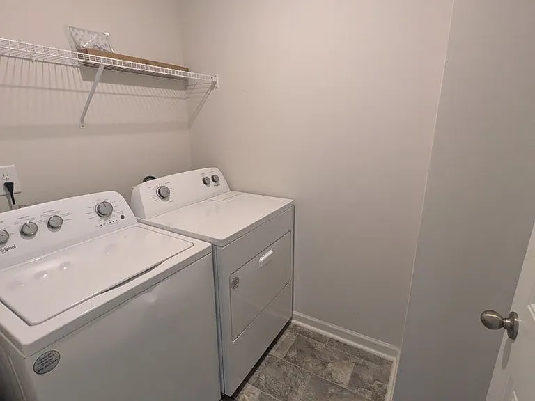 2715 Piper Dr — Photo 14