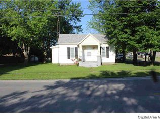 488 N Main St, Palmyra, IL 62674