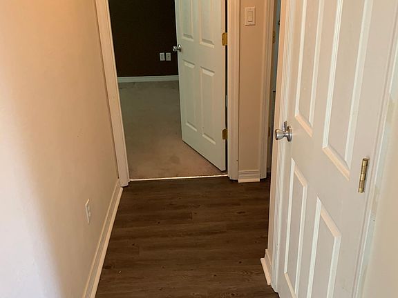 3rd image of 944 Aurelias Pl