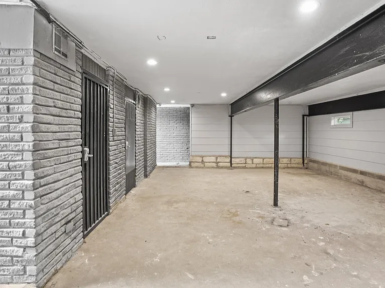 3602 Garrott St #16 — Photo 26