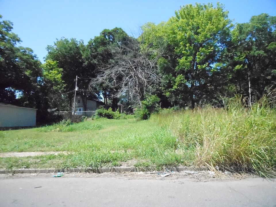 1st image of 322 Lucy Ave