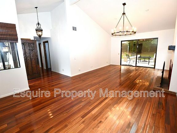 5th image of 4275 Silverado Dr