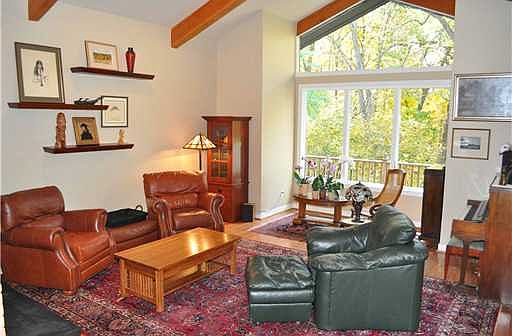 4th image of 21 Regent Dr