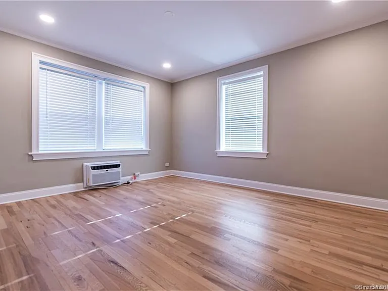 140 Woodside Grn #2B — Photo 12
