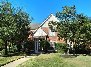 7403 Knoll Cliff Ct, Houston, TX 77095