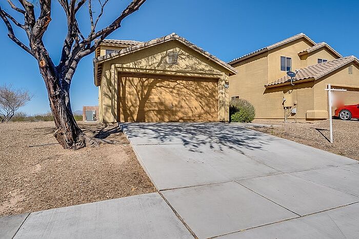 1st image of 4075 E Cameo Point Dr