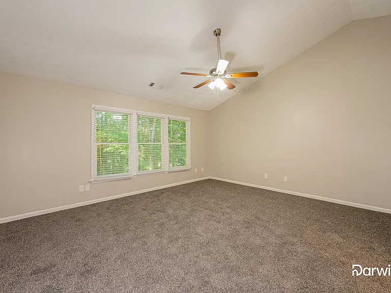745 Mountain Oaks Pkwy — Photo 8