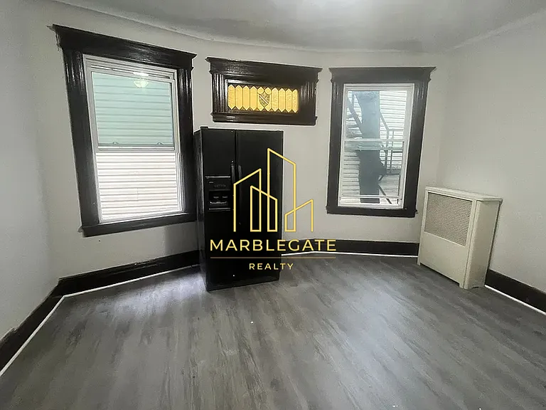 69 Farley Ave #11 — Photo 9