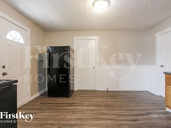 5th image of 2752 S Rybolt Ave
