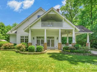 236 Barber Rd, Zirconia, NC 28790