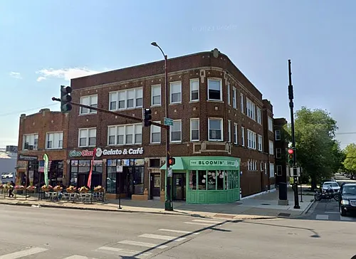 Irving Park 5355 Photo 1