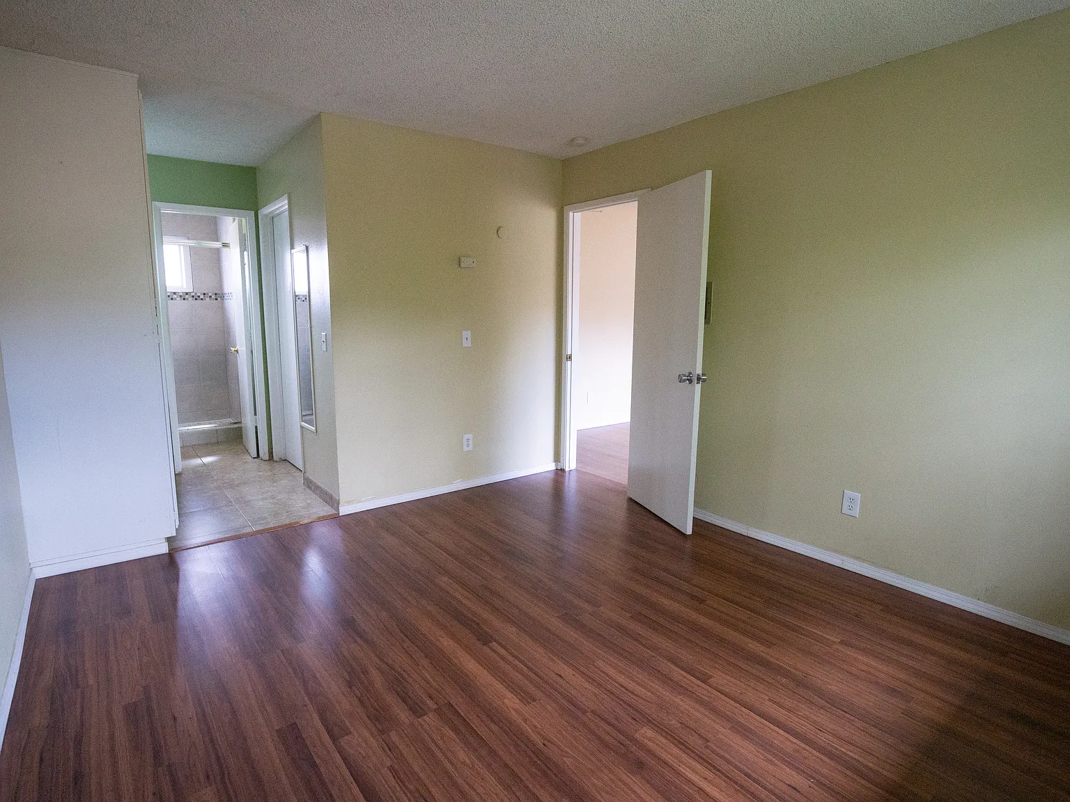 1 bed, 654 sqft, $1,725 — Photo 4