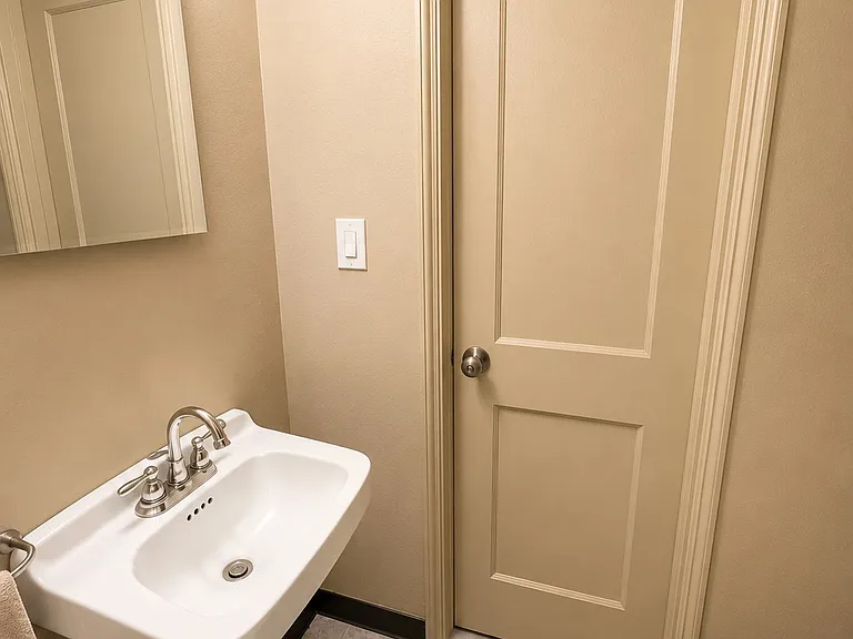 2801 W Glenrosa Ave — Photo 12