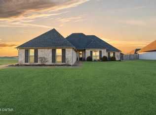 5 Pine Hill Cv, Jackson, TN 38305