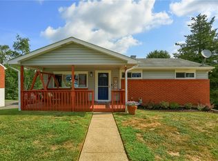 227 Burch Dr, Coraopolis, PA 15108