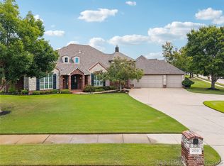 209 S 77th St, Broken Arrow, OK 74014