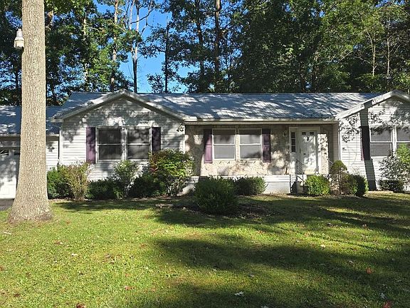 2nd image of 123 B St