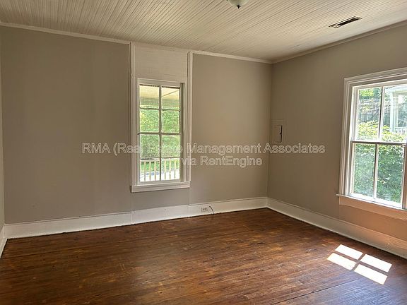 3rd image of 953 E Solomon St