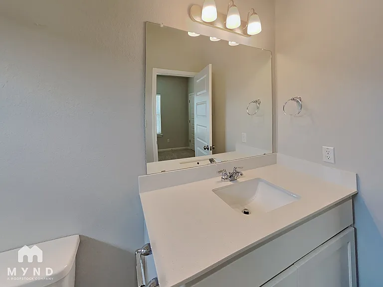 705 Hays Hill Dr — Photo 10