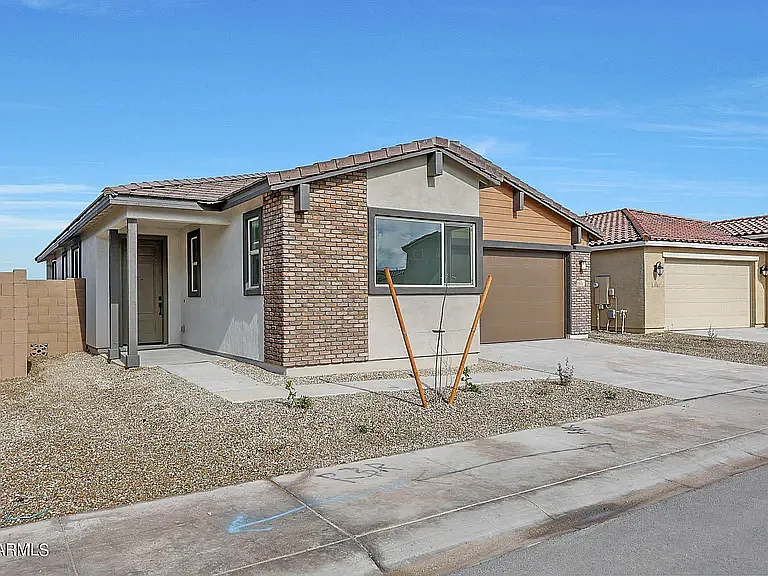 Building Photo - 960 N 110th Ave