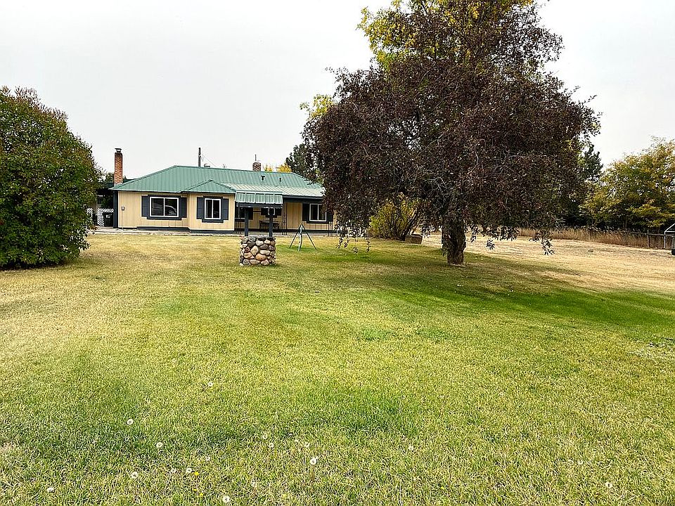 1st image of 2552 E Yellowstone Hwy