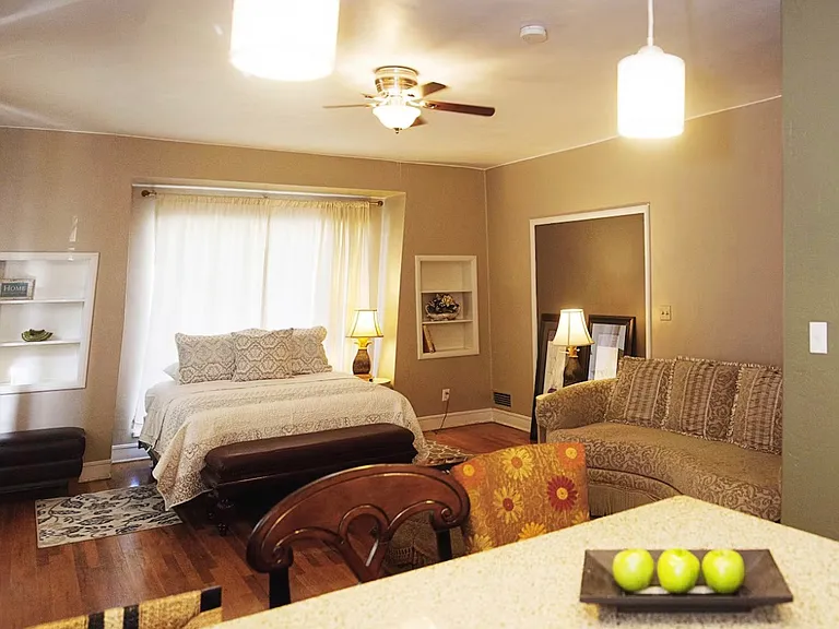 404 N Armijo St #B — Photo 7