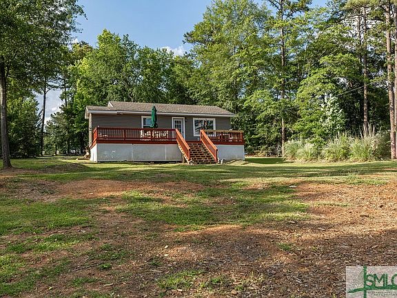 2nd image of 718 Foxglove Drive