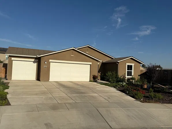 1155 Spyglass Street, Tulare, CA 93274