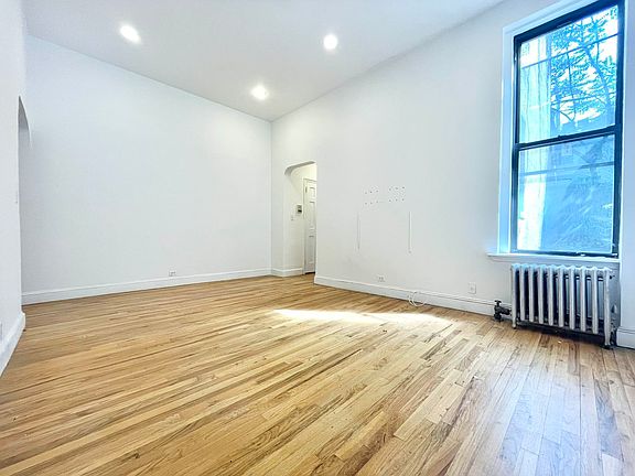 2nd image of 258 W 22nd St APT 1F