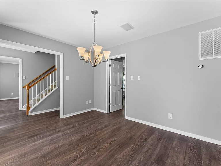 6912 Dartmouth Ave — Photo 5