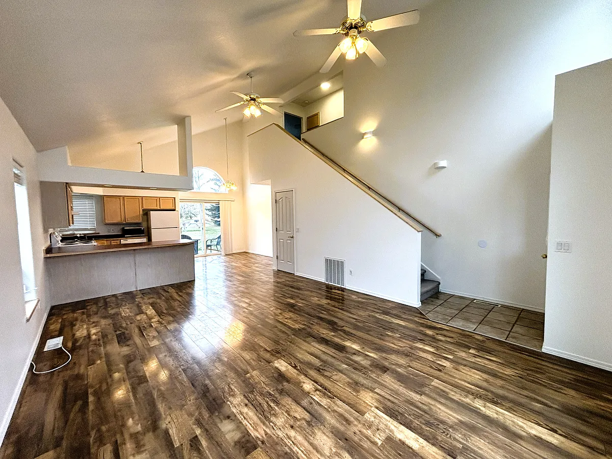 Building Photo - 3408 Laredo Dr