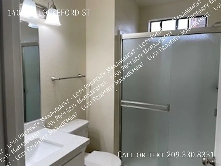 1403 W Lockeford St — Photo 42