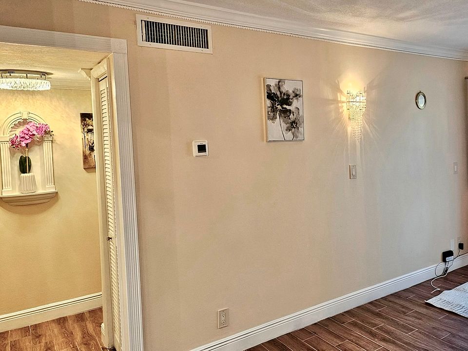 1st image of 630 NW 13th St APT 25
