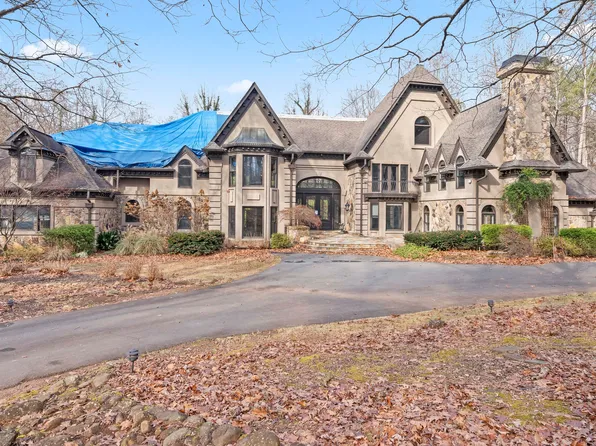 510 Tullamore Way, Milton, GA 30004