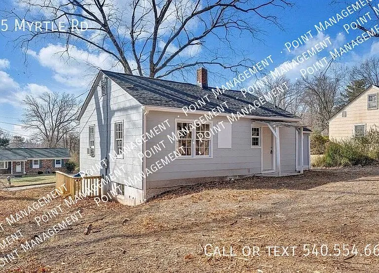 935 Myrtle Rd — Photo 4