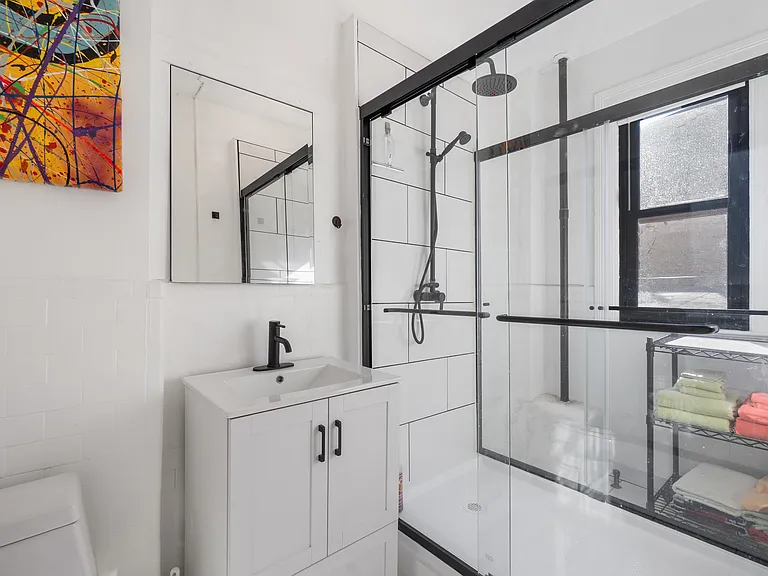 1101 L St NW #308 — Photo 11
