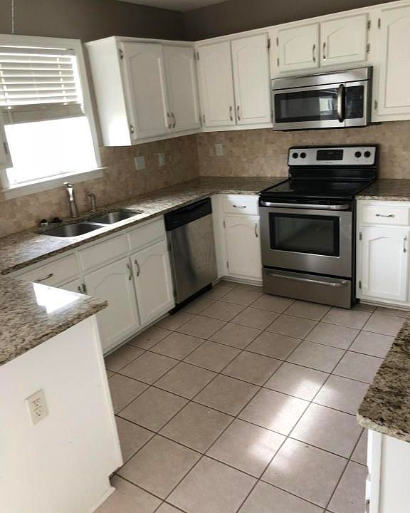 2nd image of 1857 Timber Way N