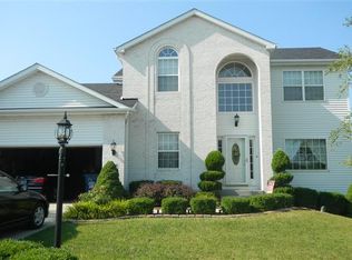 1248 Saratoga Ave, Schererville, IN 46375