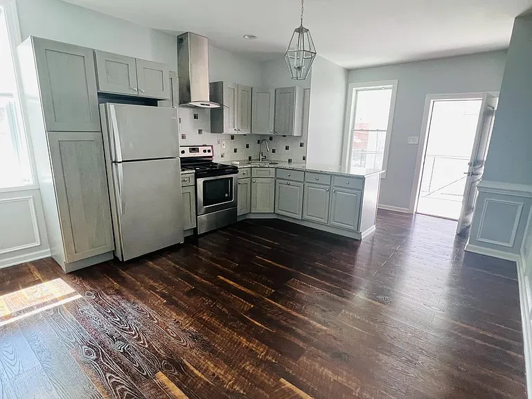 2084 E Allegheny Ave #2 — Photo 6