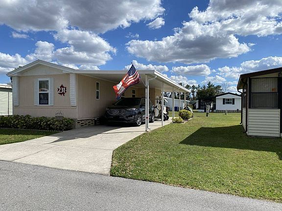 3rd image of 231 Palm Dr