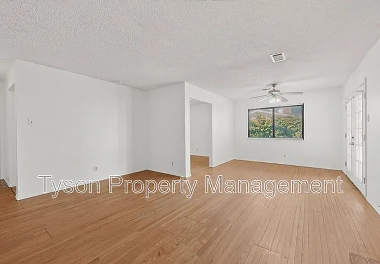 9509 Dona Marguerita Ave NE — Photo 5