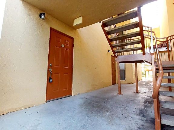 3rd image of 7650 Westwood Drive #516