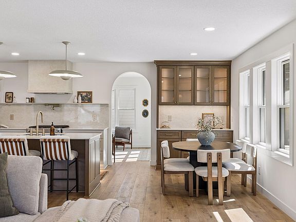 5th image of 4809 Zenith Ave S
