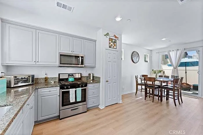 16 Ivey Ln — Photo 15